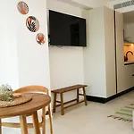 Sirena Bay House And Luxury Protaras