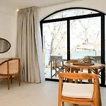 Aparthotel Sirena Bay House And Luxury Protaras