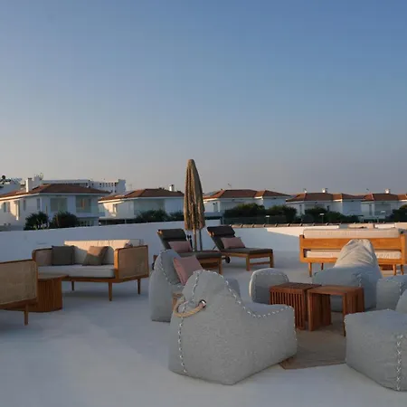 Sirena Bay House And Luxury Lägenhetshotell Protaras