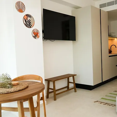 Sirena Bay House And Luxury Protaras