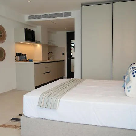 Lägenhetshotell Sirena Bay House And Luxury