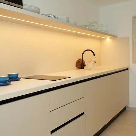 Sirena Bay House And Luxury מלון דירות 4*