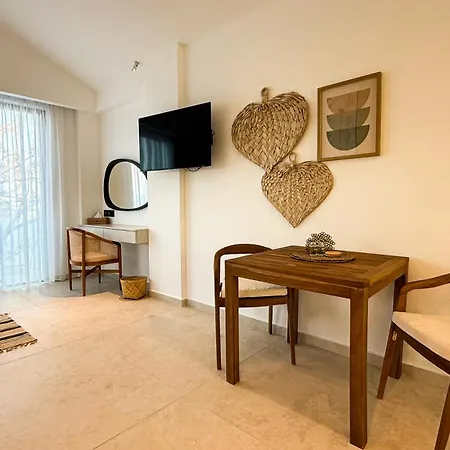 Sirena Bay House And Luxury