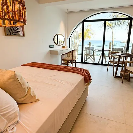 Sirena Bay House And Luxury 4*