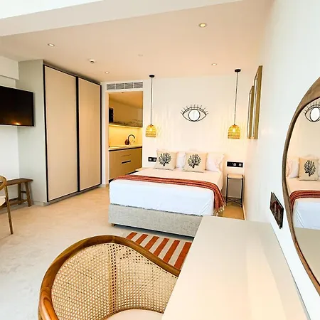 아파트호텔 Sirena Bay House And Luxury 프로타라스