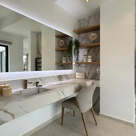 Apart Otel Sirena Bay House And Luxury Protaras