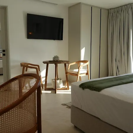 Sirena Bay House And Luxury 아파트호텔 프로타라스
