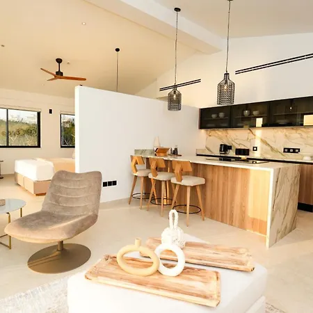 Sirena Bay House And Luxury 4*