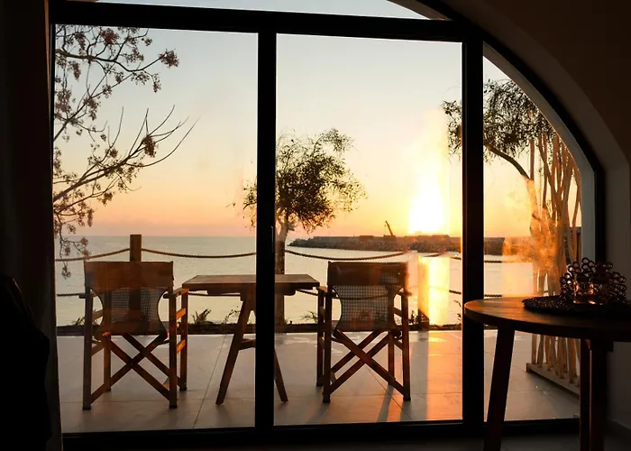 Sirena Bay House And Luxury Aparthotel 4*