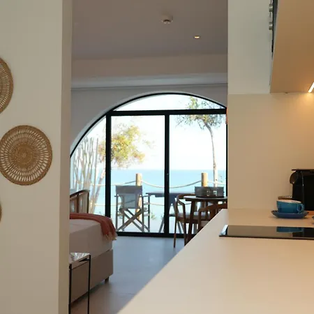 Sirena Bay House And Luxury