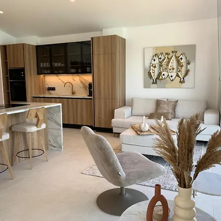 公寓式酒店 Sirena Bay House And Luxury 4*