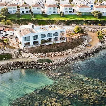 Sirena Bay House And Luxury 4*