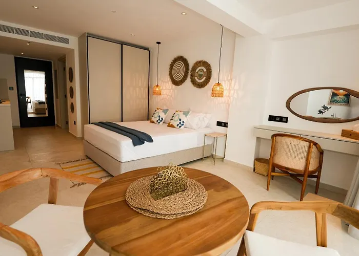 Sirena Bay House And Luxury Lejlighedshotel 4*