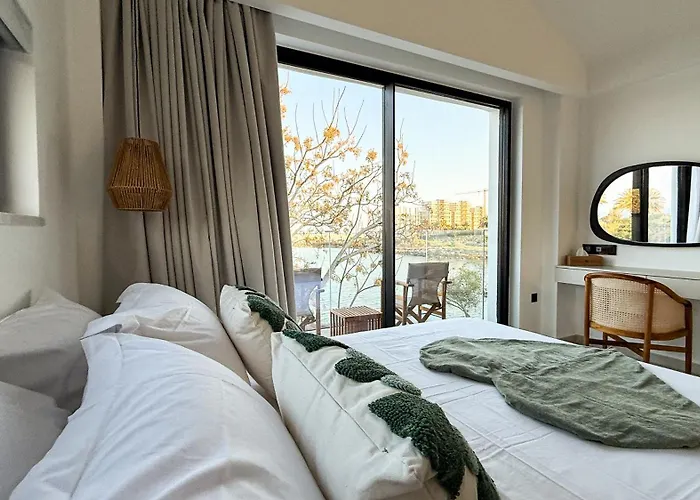 Sirena Bay House And Luxury Lejlighedshotel Protaras