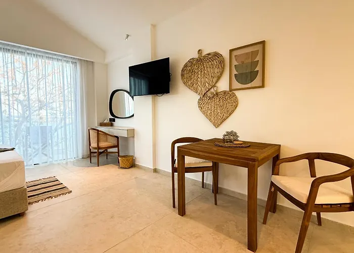 Sirena Bay House And Luxury