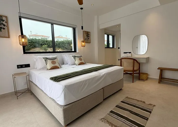 Sirena Bay House And Luxury Lejlighedshotel Protaras