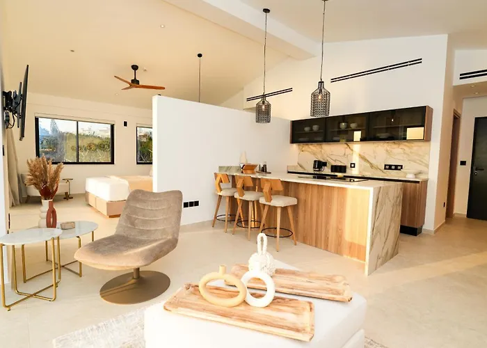 Sirena Bay House And Luxury 4*